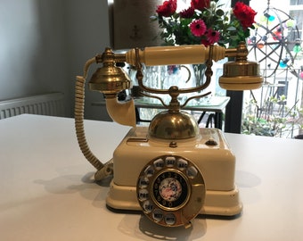 Vintage Telephone rotary dial Style Renaissance Bakelite & ivory - Circa 1950 - Vintage copper