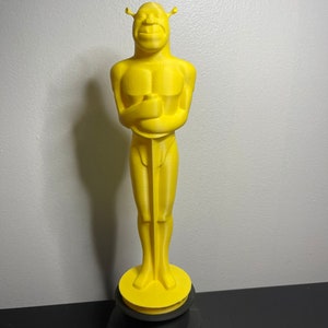 Oscar Shrek Statue