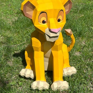 Lew Simba papercraft DIY PDF szablon lew król
