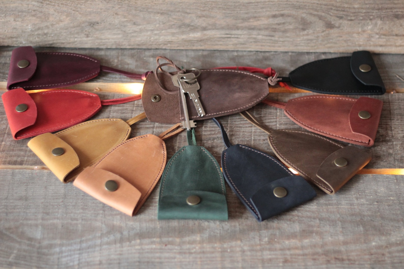 Leather Key Holder With Pull Strap Keychain Key Pouch Etsy