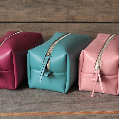 Leather Makeup Bag/personalized Bridesmaid Gift Etsy