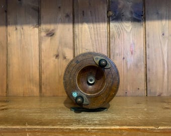 Vintage Wooden Fishing Reel (9cm)