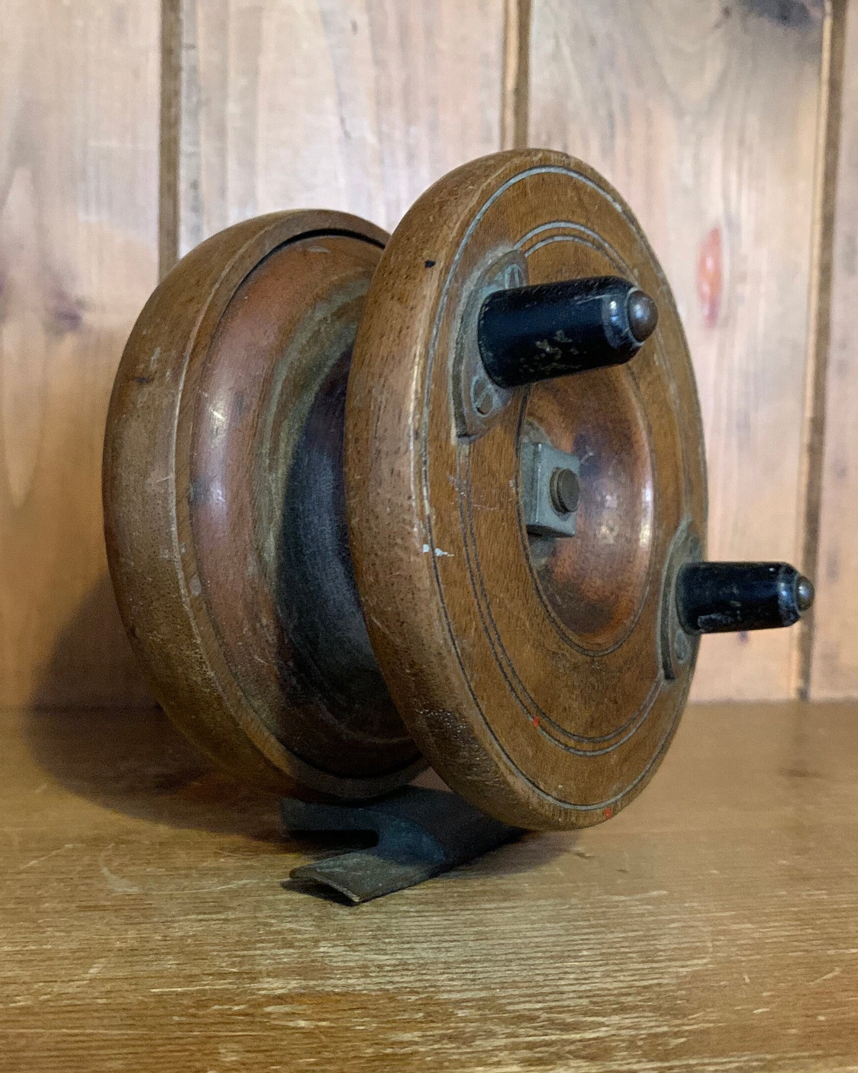 ANCIEN GROS MOULINET MITCHELL ORCA 80S pêche en mer EUR 120,00 - FR