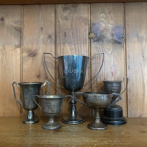 5 vintage trophies (143) silver plate trophies, small trophy, trophies, sporting items, sports, cups, medals, trophy cups
