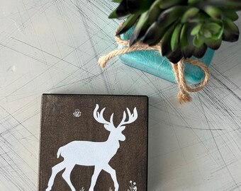 Deer doodle - handmade mini wood sign
