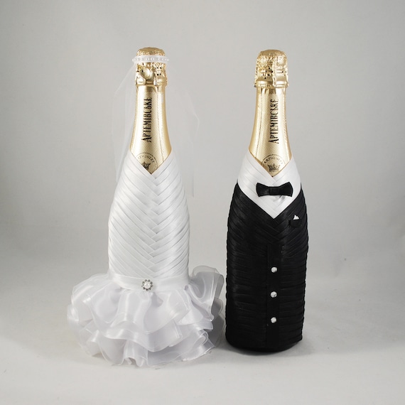 Bride Groom Bottle Set White Black Wedding Bottle Decoration 