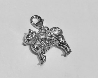 CHIHUAHUA SILVER CHARM - Long Haired