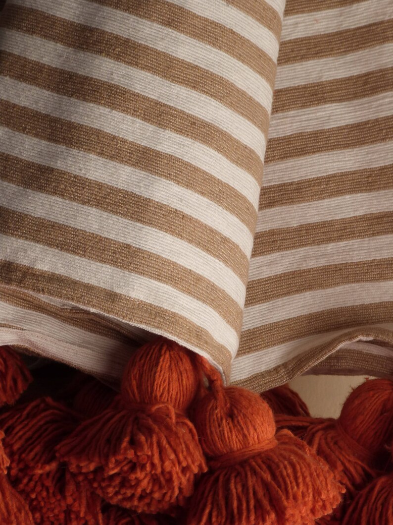 Boho throw blanket with tassela pompom blanket,bed spread,moroccan throw blanket,moroccan bedding,cotton blanket,berber moroccan decor,