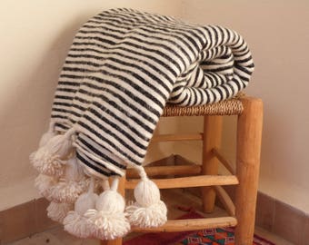 Moroccan blanket, pom pom blankets,bed spread,moroccan throw blanket,wool moroccan bedding,pom pom throw blankets,berber moroccan decor