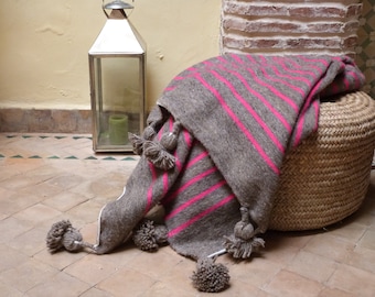 Moroccan blanket, pom pom pink blankets,bed spread,moroccan throw blanket,wool moroccan bedding,pom pom throw blankets,berber moroccan decor