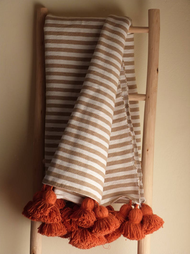Boho throw blanket with tassela pompom blanket,bed spread,moroccan throw blanket,moroccan bedding,cotton blanket,berber moroccan decor,