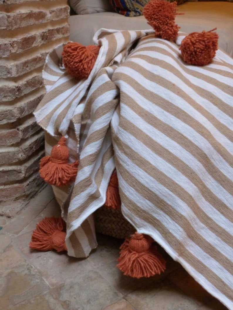 Boho throw blanket with tassela pompom blanket,bed spread,moroccan throw blanket,moroccan bedding,cotton blanket,berber moroccan decor,