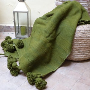 Green pom pom blanket new arrivals