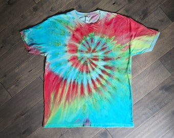 UNISEX XL; Super Soft 100% Ringspun Cotton Crew Neck T-shirt; Tie Dye Spiral in Reggae Rainbow Colors