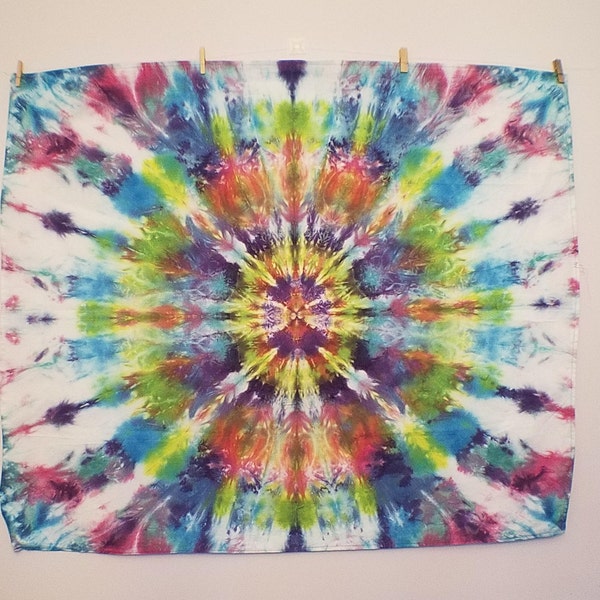Tie Dye Tapestry -Mandala Wall Hanging- 39" x 32" - "Ice Feathers"