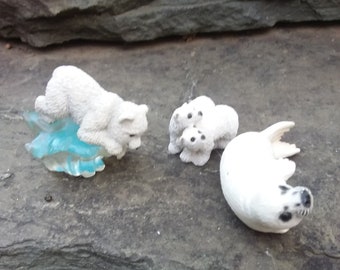 Vintage Resin Polar Bears and Polar Playmates Goin' Fishing Figurine and Harp Seal from Art Collectibles Baby Harp Seal, Artic Wildlife