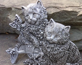 Vintage Carson Pewter Cats in a Garden Wall Art 9r Trivet, Car Statesmetal, 1985
