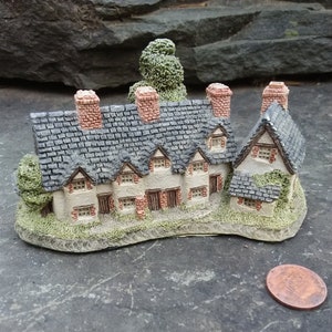 David Winter Cottage, Craftsmens Cottage, 1985, Made in Great Britain