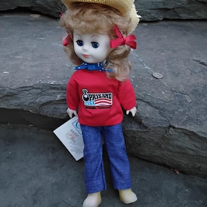 Vintage Tammy Traveler Gambina Doll, Opryland, Nashville Tennessee, 1987, Hong Kong
