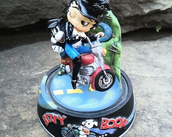 Vintage Betty Boop on Motorcycle Born To Boop, Ltd Edition Figurine by King Features