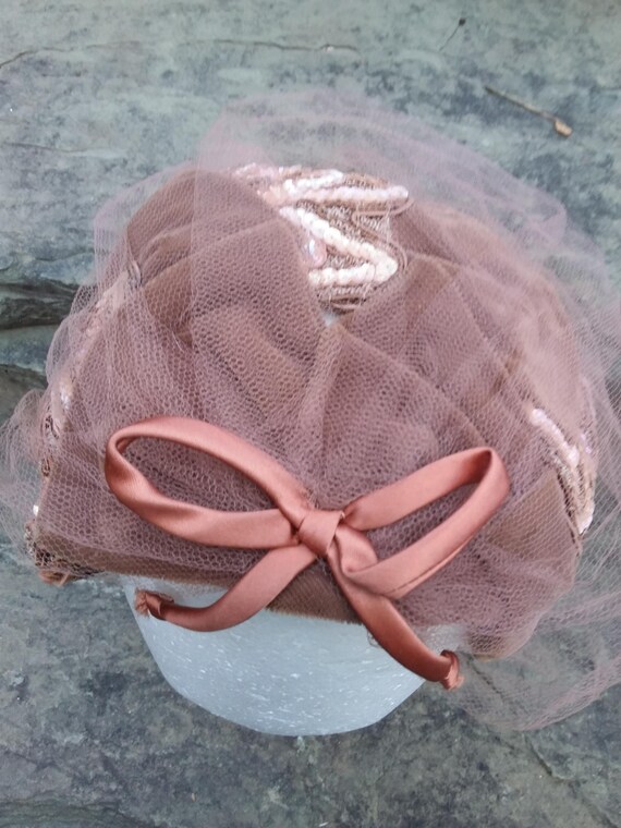 Vintage Brown Velvet Fascinator: 1950s Sequined Veil Half  display picture 3
