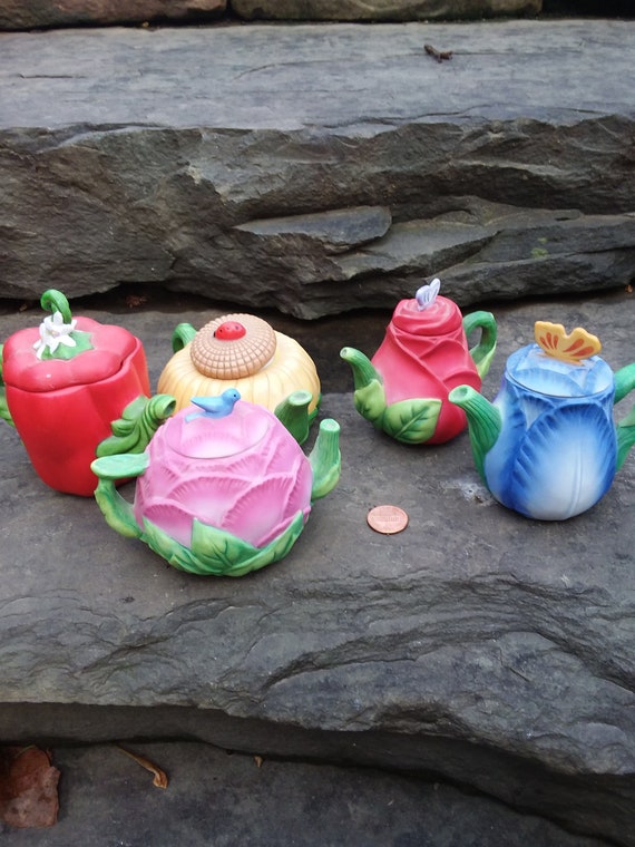 Vintage Avon Porcelain Miniature Teapots Set of 5 Seasons Etsy