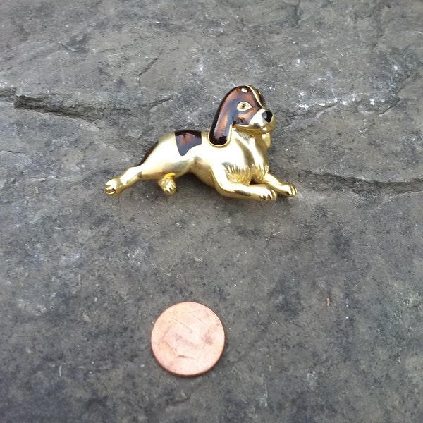 Vintage  Spaniel Dog Brooch by New View, Gold Tone