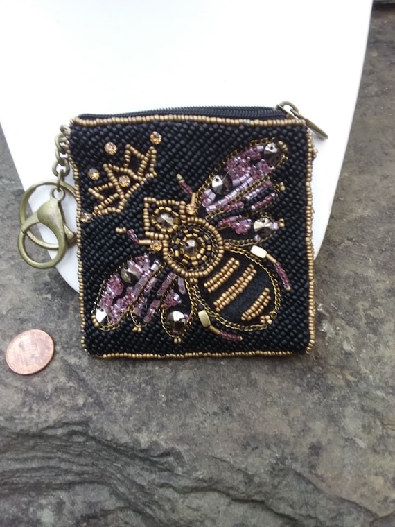 Vintage Mary Frances Beaded Queen Bumble Bee Coin… - image 1