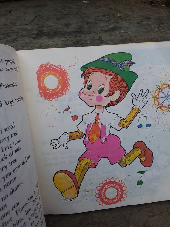 Vintage Child's Pinocchio Read Along Book and 45 RPM Record