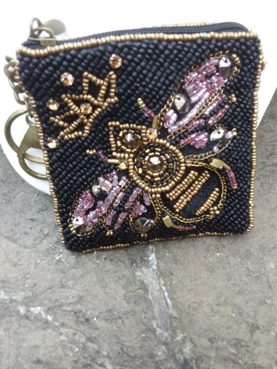 Vintage Mary Frances Beaded Queen Bumble Bee Coin… - image 2