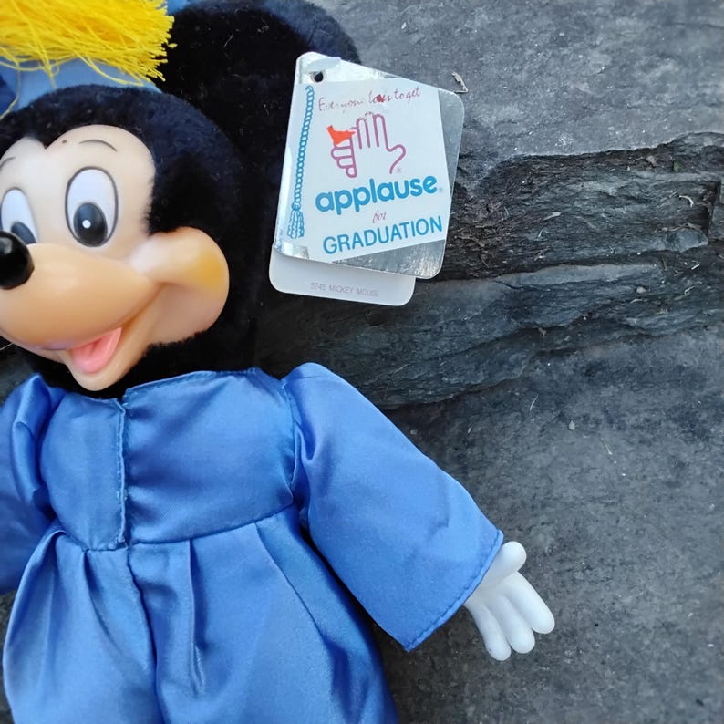Vintage Applause Mickey Mouse Plush Graduate in Cap & Gown, 1986 imagem 4