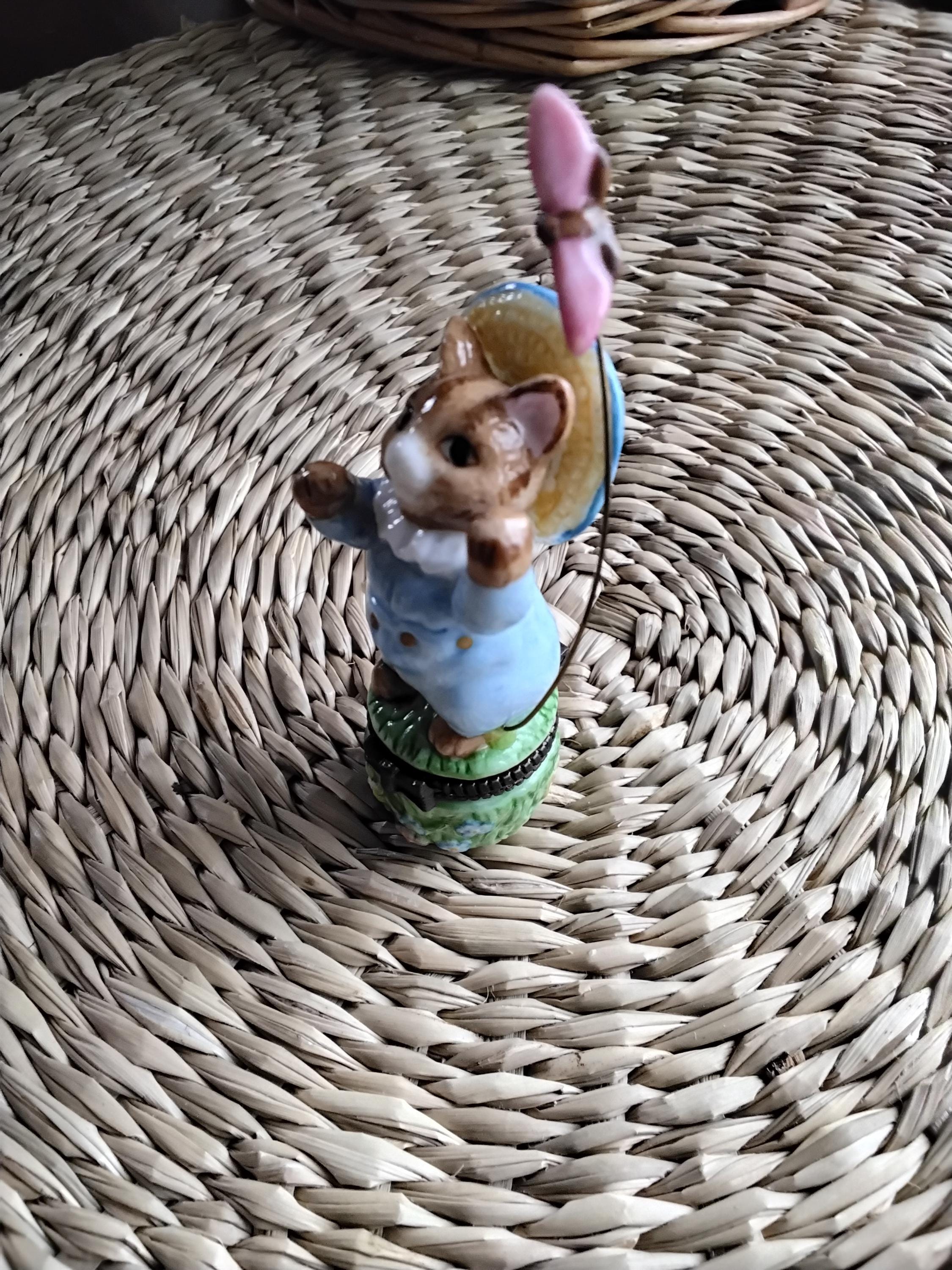 Vintage Beatrix Potter Tom Kitten Trinket Box: Frederick Warne