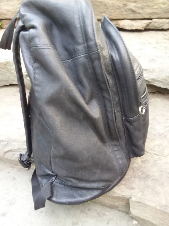 Vintage Eddie Bauer Black Leather Backpack with Multi… Gem