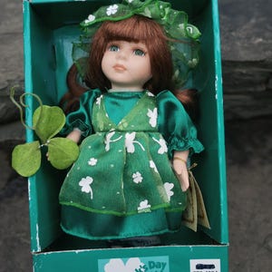 Vintage Jo-Ann Stores Porcelain Irish Molly Doll St Patrick's Day, 2002, IOB