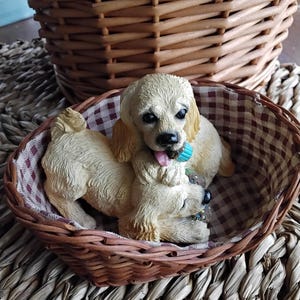 Vintage Living Stone Buff Cocker Spaniel Dogs in a Basket Figurine, USA