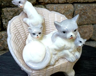 Vintage Ceramic White & Gray Mama Cat With Kittens in Whicker