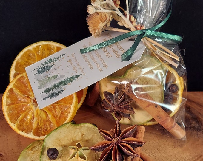 Moonstruck Farms Organic Mulled Wine/Cider Gift Kits With Dried Farm Fresh Flowers