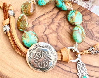 Kingman turquoise bracelet , turquoise button bracelet, Navajo silver button, feather charm bracelet