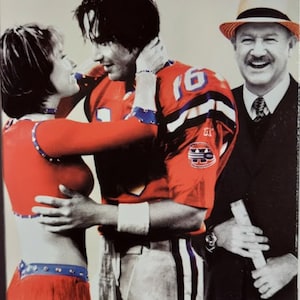 VHS 2000 Vintage Movie titled The Replacements starring Keanu Reeves & Gene Hackman