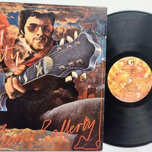 Vintage 1977 Vinyl Record Album by Gerry Rafferty titled City To City