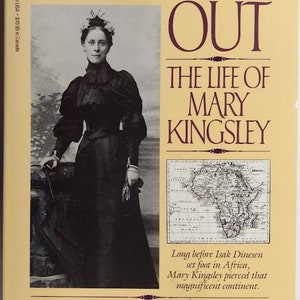 Softcover Book 1986 Vintage Biography by  Katherine Frank titled A Voyager Out The Life of Mary Kinsley