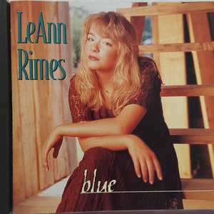 CD Used 1996 Vintage Country Music by  LeAnn Rimes titled Blue