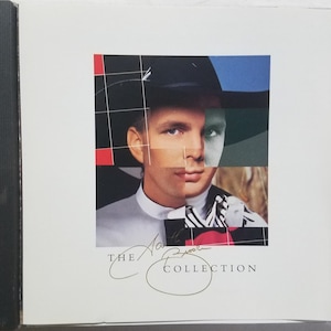 CD Used Vintage 1994 Music by Garth Brooks titled The Garth Brooks Collection