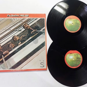Rare Vintage1973 Vinyl Record Double album by the Beatles titled 1962-1966