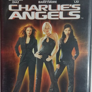 DVD  2000 Vintage 2 disk Movies titled Charlies Angels Superbit Deluxe starring Cameron Diaz, Drew Barrymore, and Lucy Liu