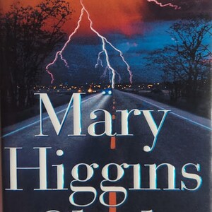 Hardcover Book 1999 Vintage Mystery Novel by Mary Higgins Clark titled We&#39;ll Meet Again