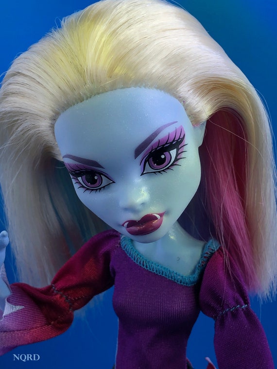 abbey bominable doll