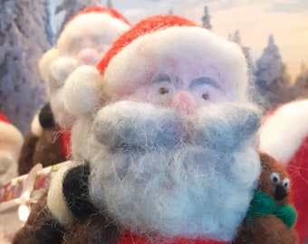 Santa Claus 17.5 cm tall felted with sheep's wool