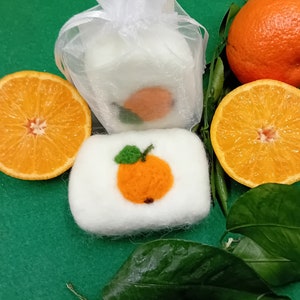 Orangen Natur Seife, in Schafwolle eingefilzt