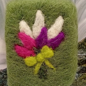 Lilac soap felted in sheep&#39;s wool